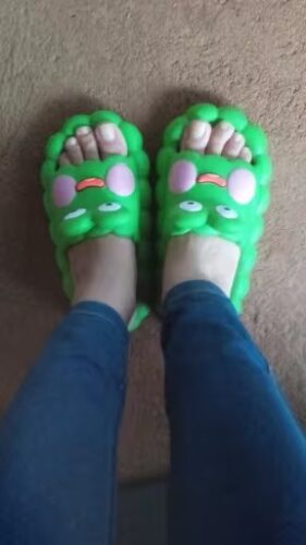 Kawaii Cloud Shaped Frog Slippers photo review