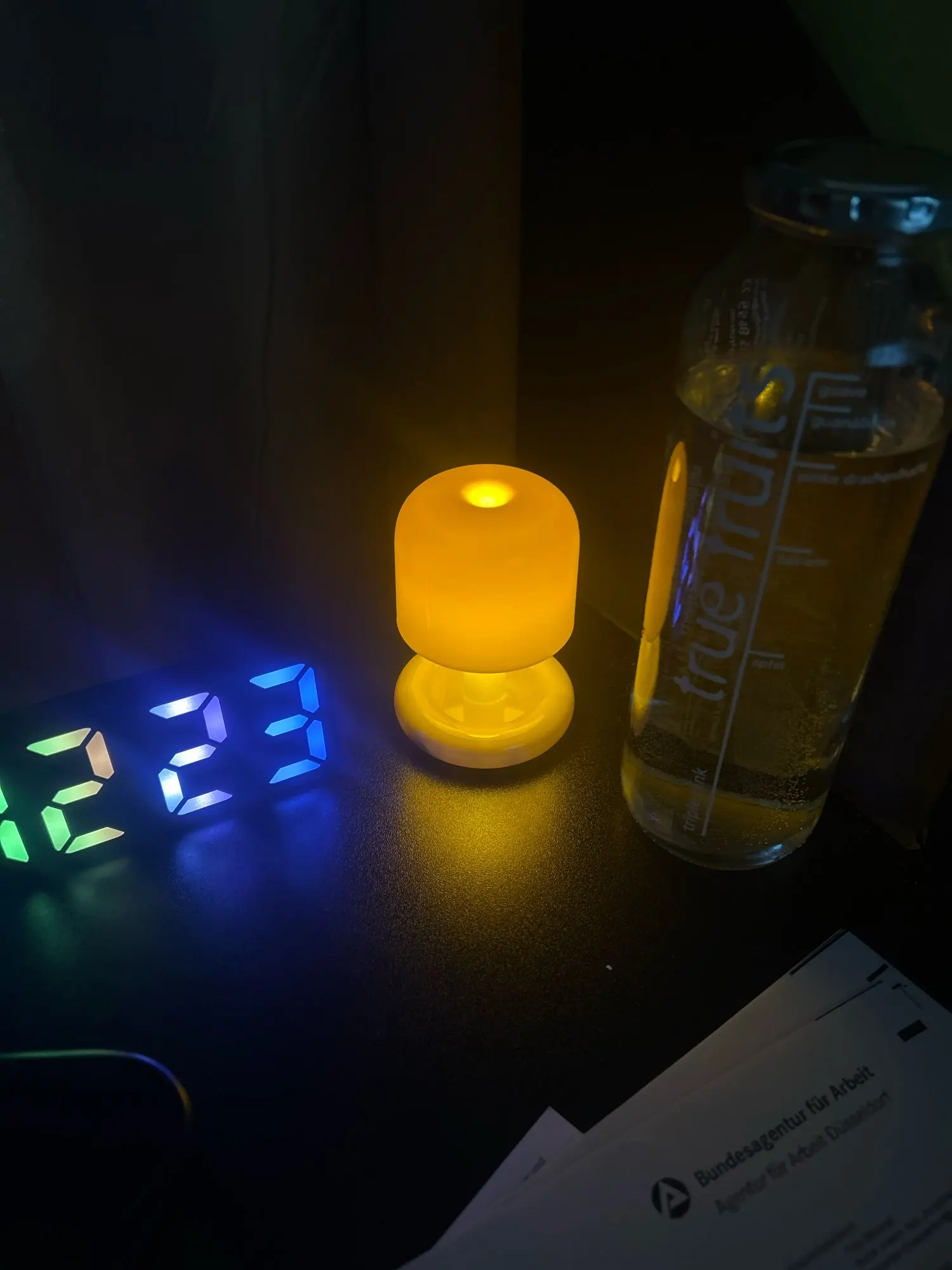 Click to view full screen Rechargeable Mini Mushroom Lamp photo review