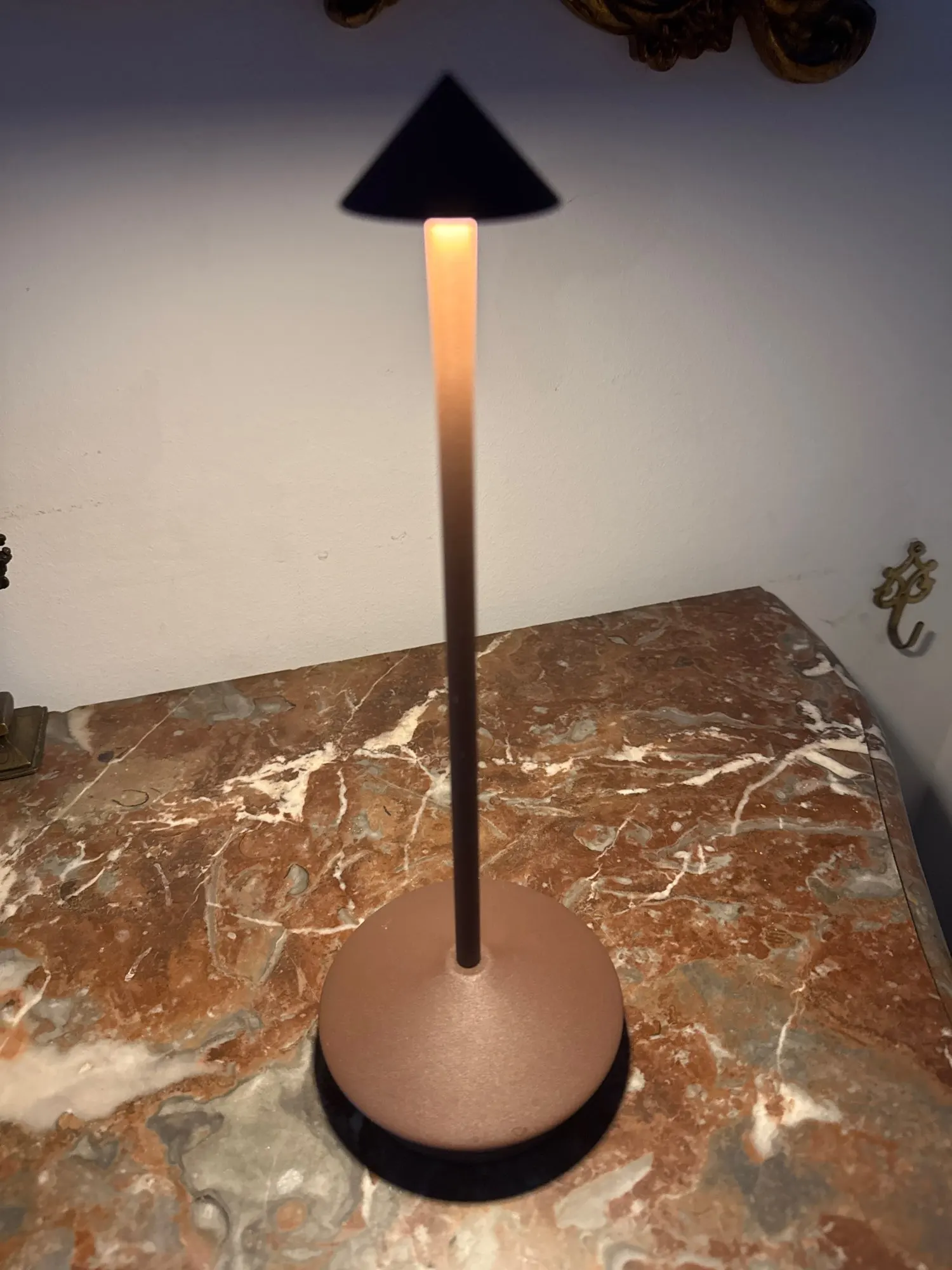 Big Base Small Cap Rechargeable Mushroom Table Lamp photo review